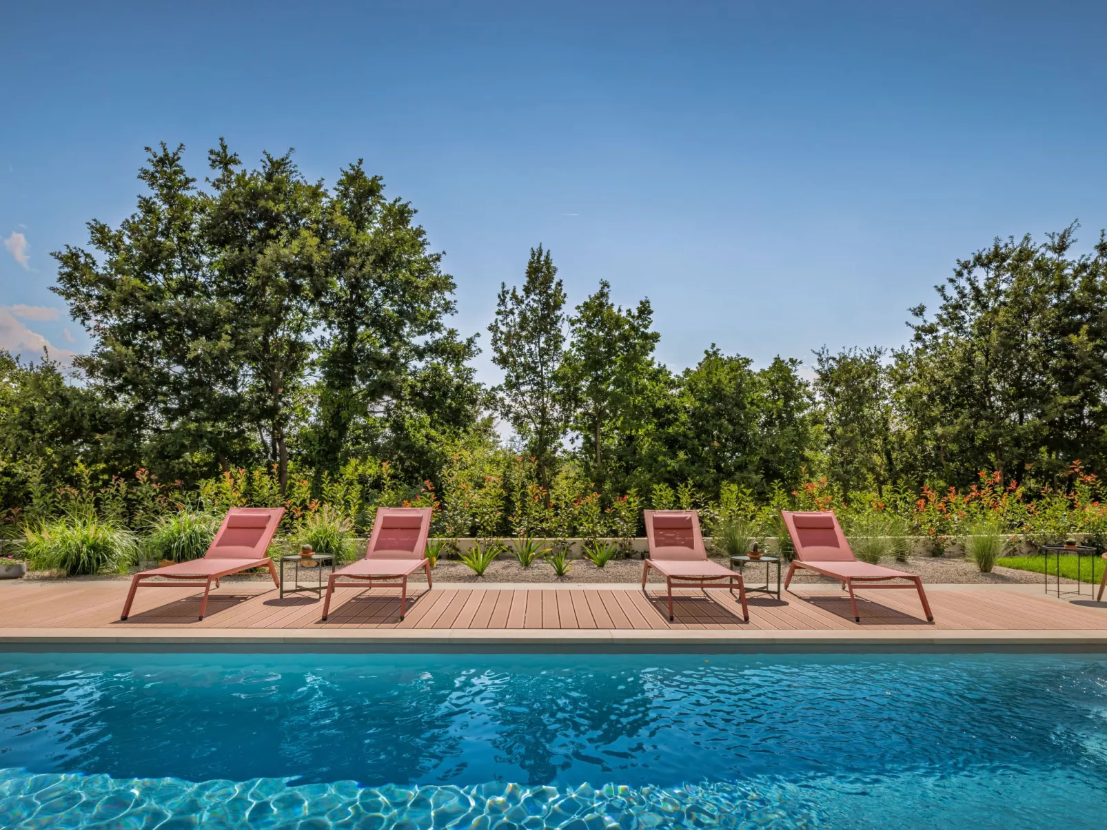 Design Villa Nux für 5 Personen mit beheiztem Pool-Buiten