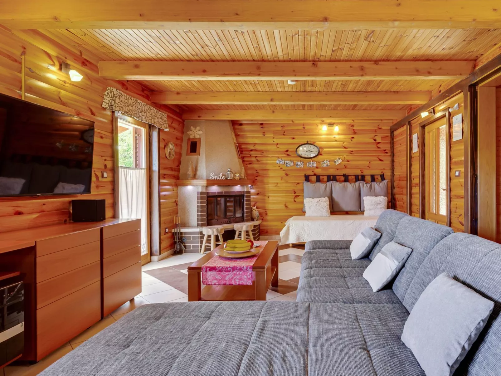 Mala vila Rebeka -großer SwimmingPool-Binnen