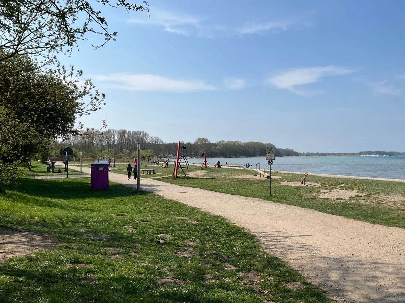 In Hoben mit Grill und Terrasse-Buiten