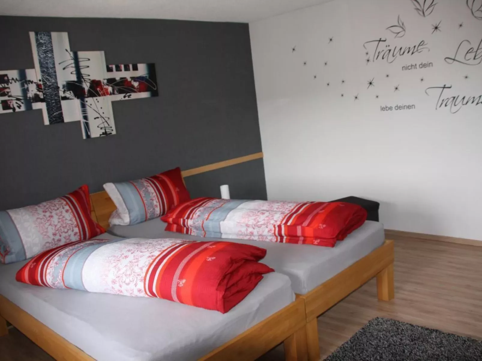 Mit Blick auf das Wasser-Binnen