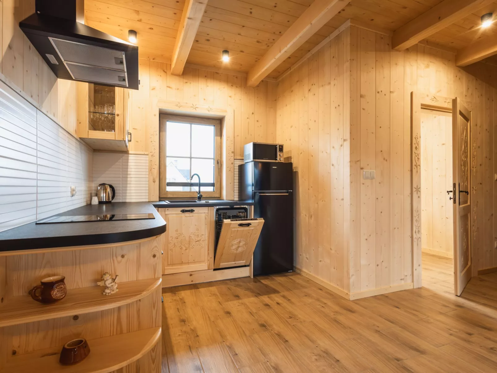 Krokus Tal Dorf unter der Tatra-Binnen