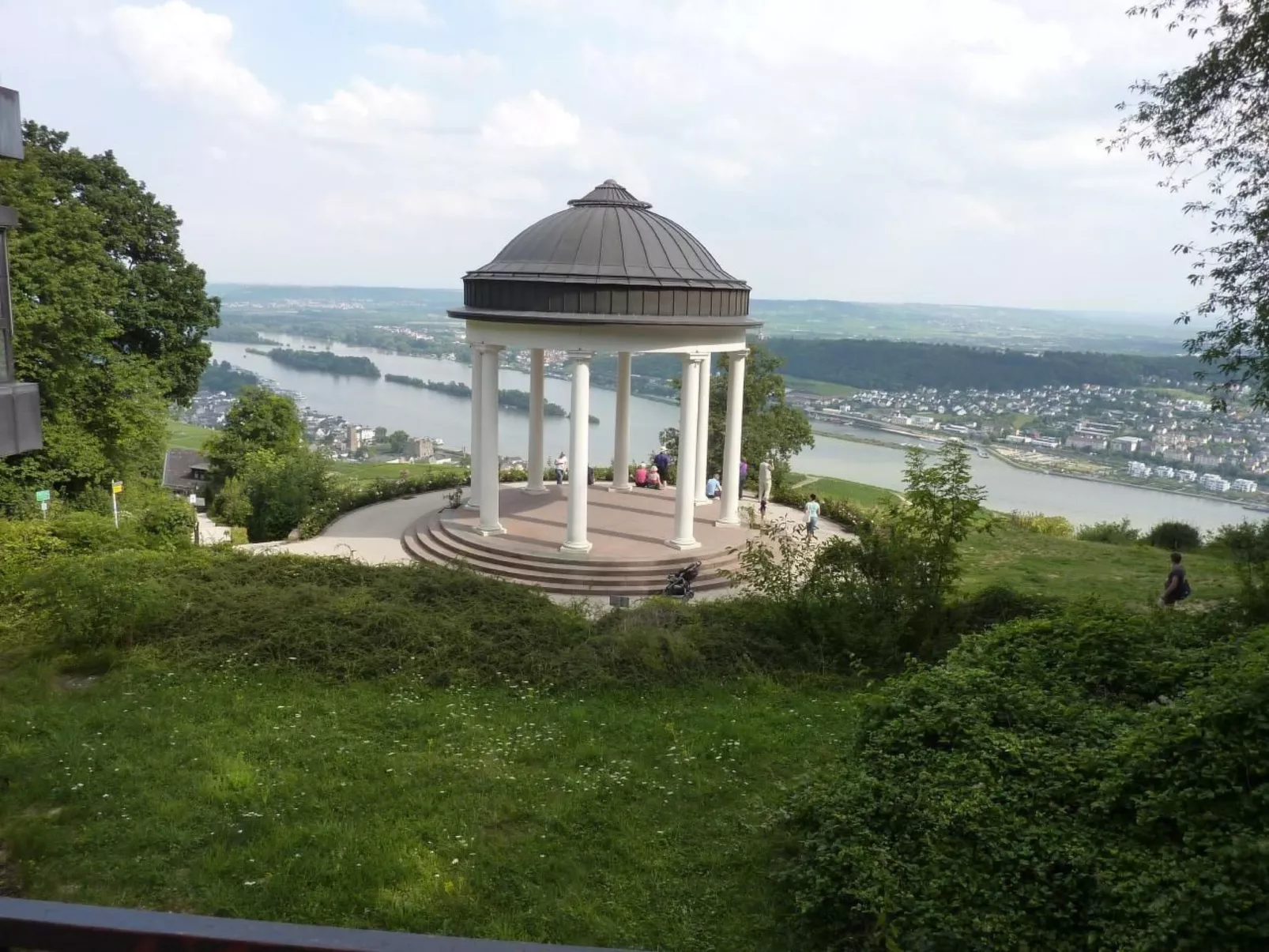 Appartement mit Terrasse, Garten und Grill-Buiten