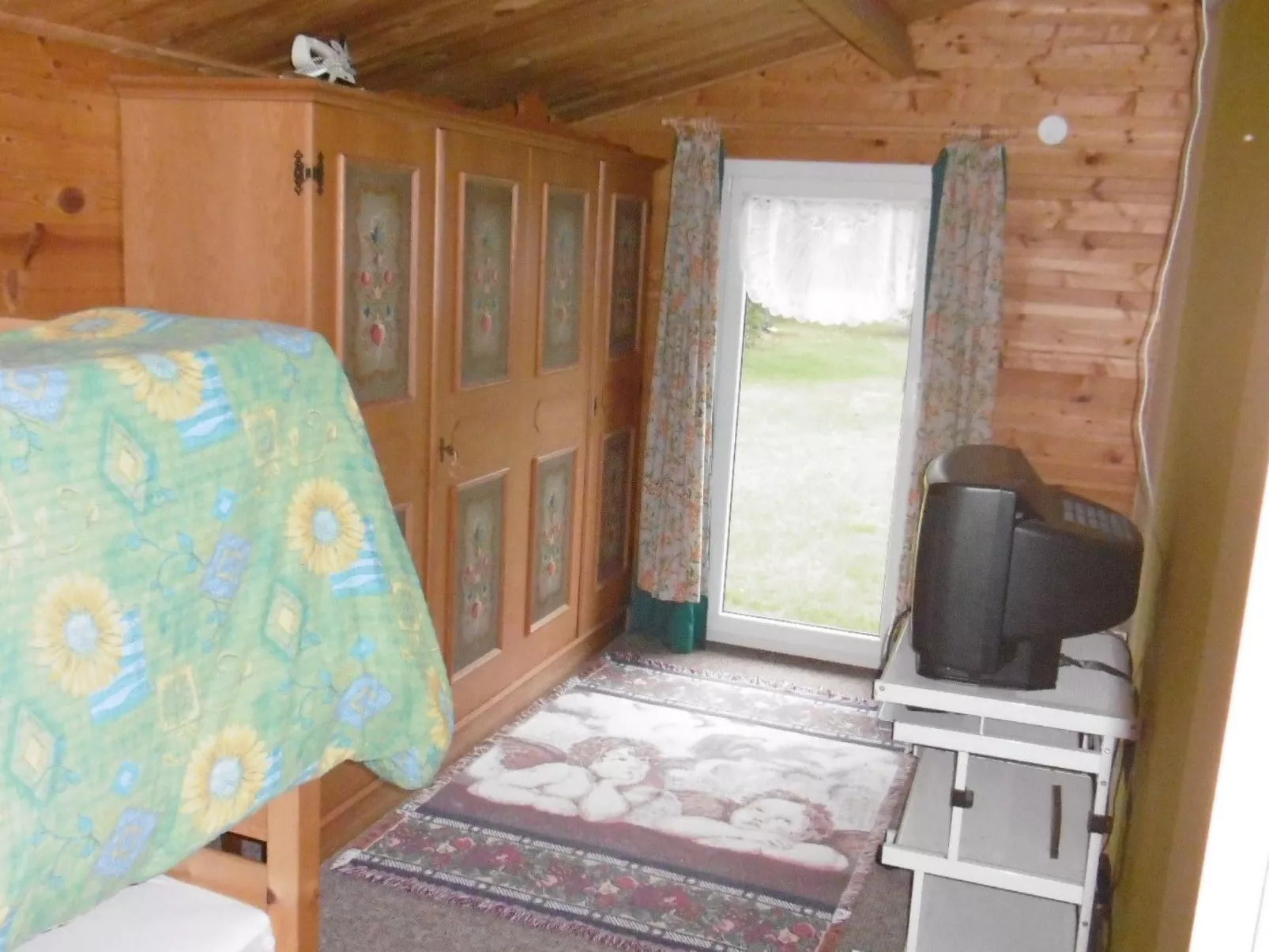 Blockhaus für fünf Personen-Binnen