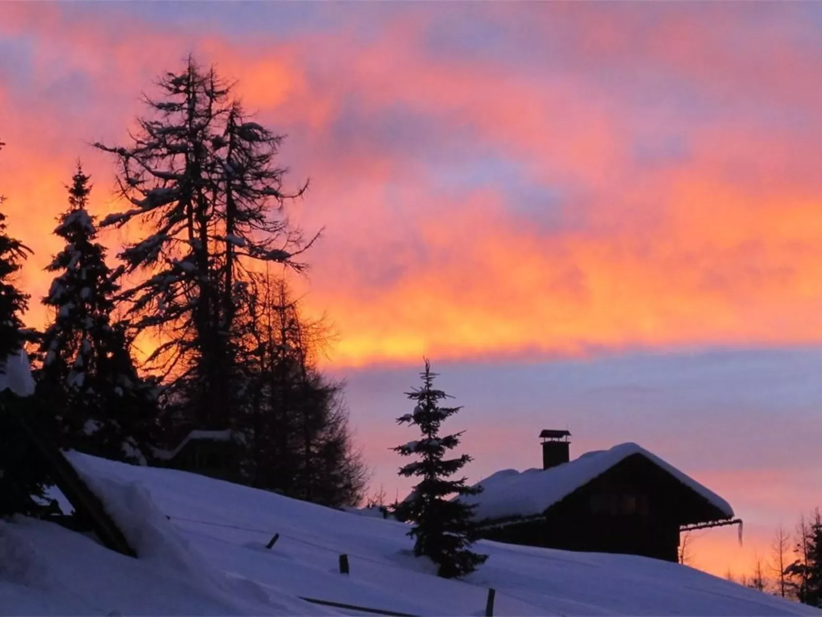 Almhütte Enzian-Buiten
