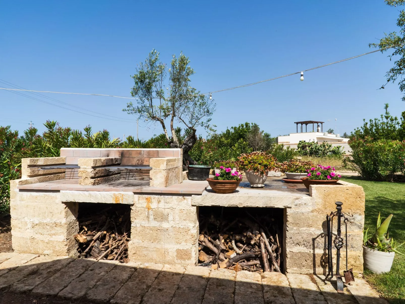 'Unità Mirto-Buiten