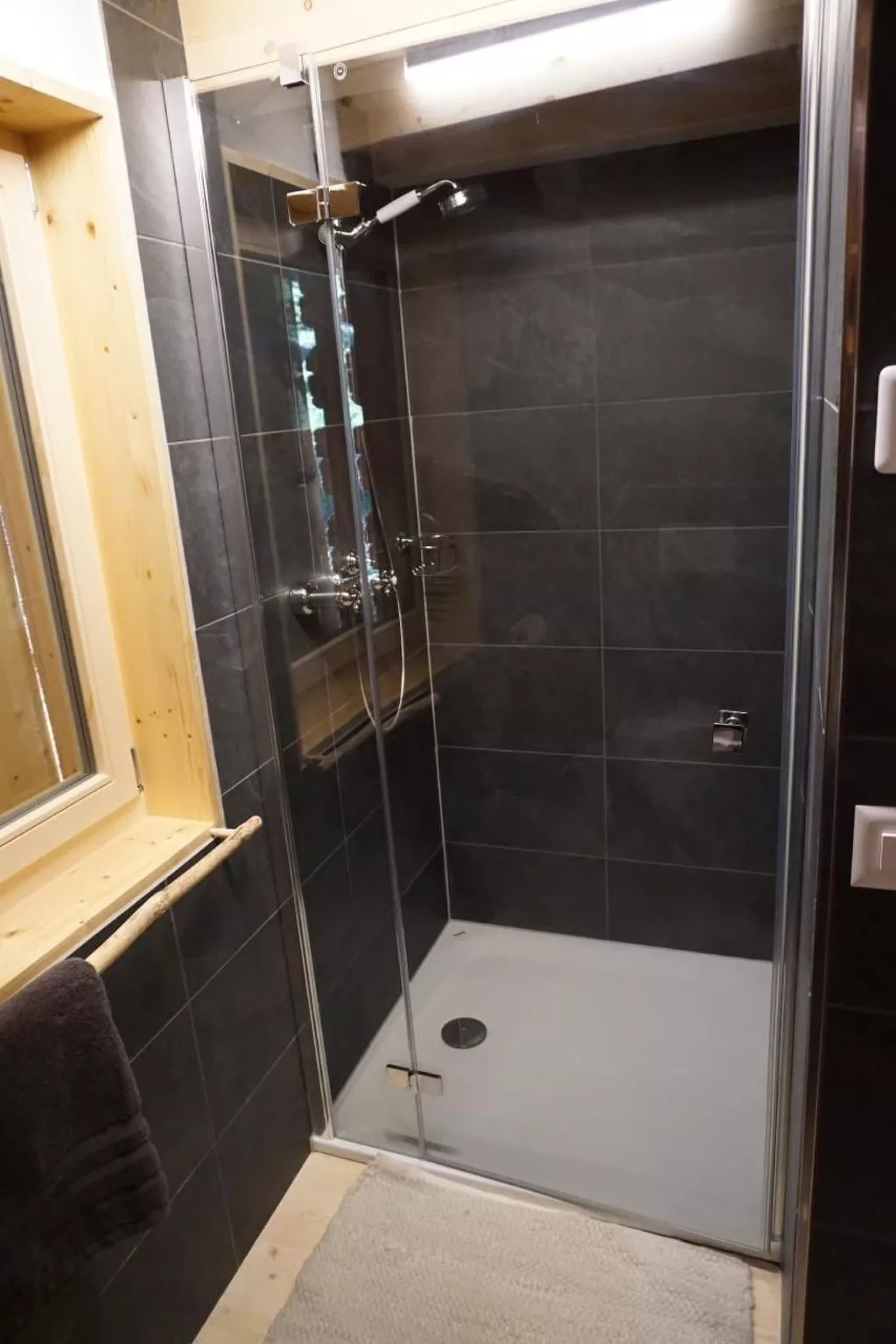 Wollhaus Oberzwirgi-Image-tags.info