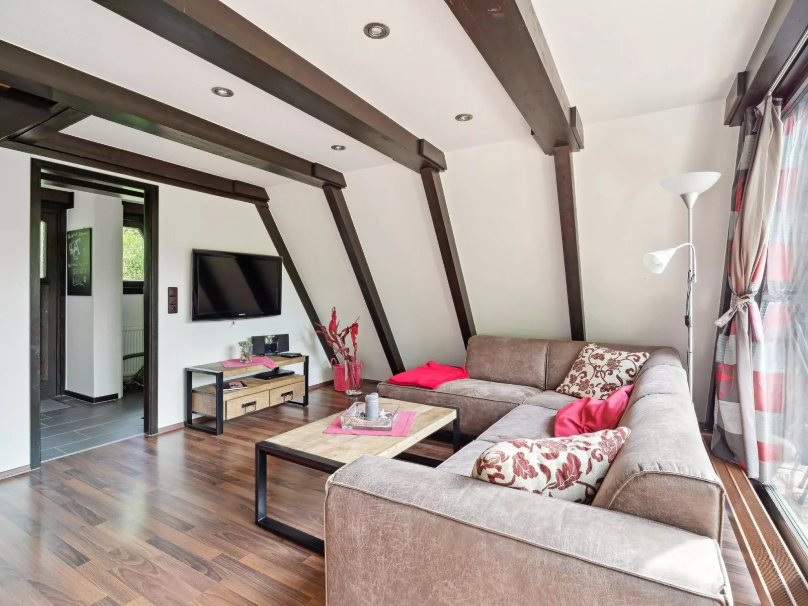 Wunderschönes Ferienhaus im Herzen der Natur-Image-tags.info