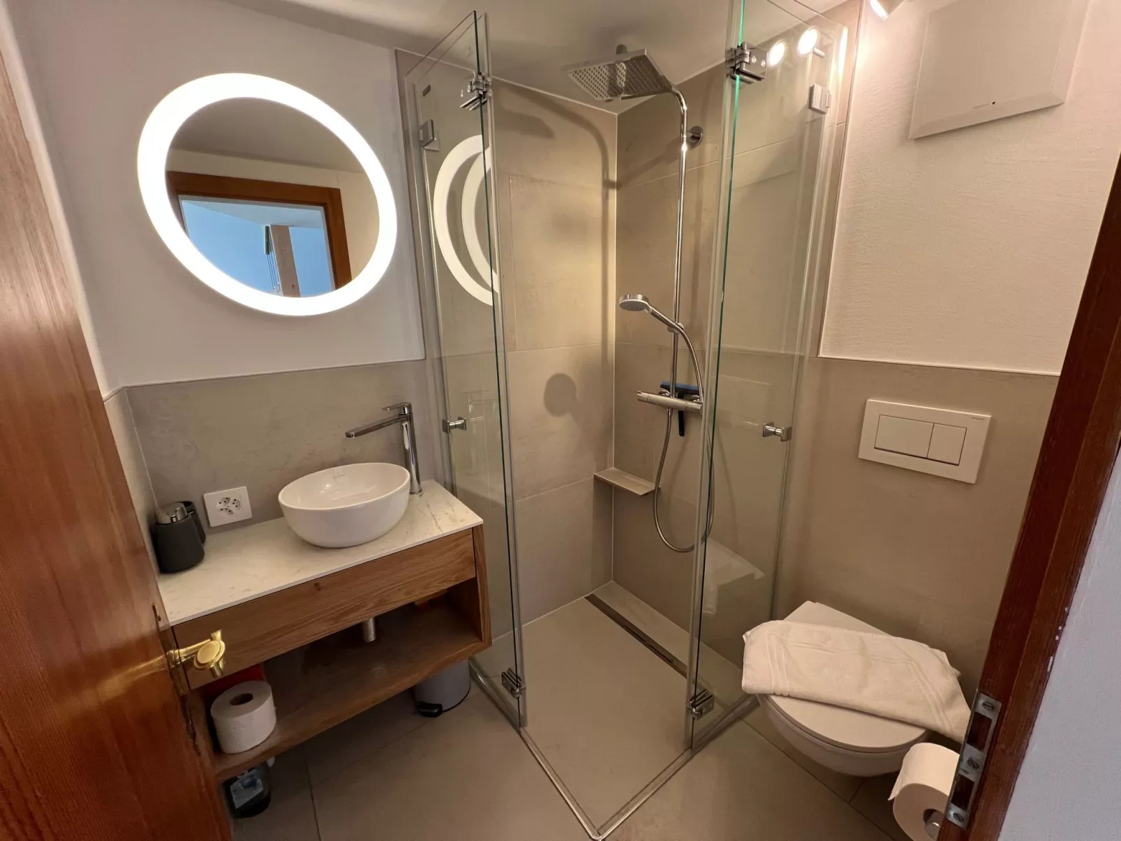 Chesa Calderas-Binnen