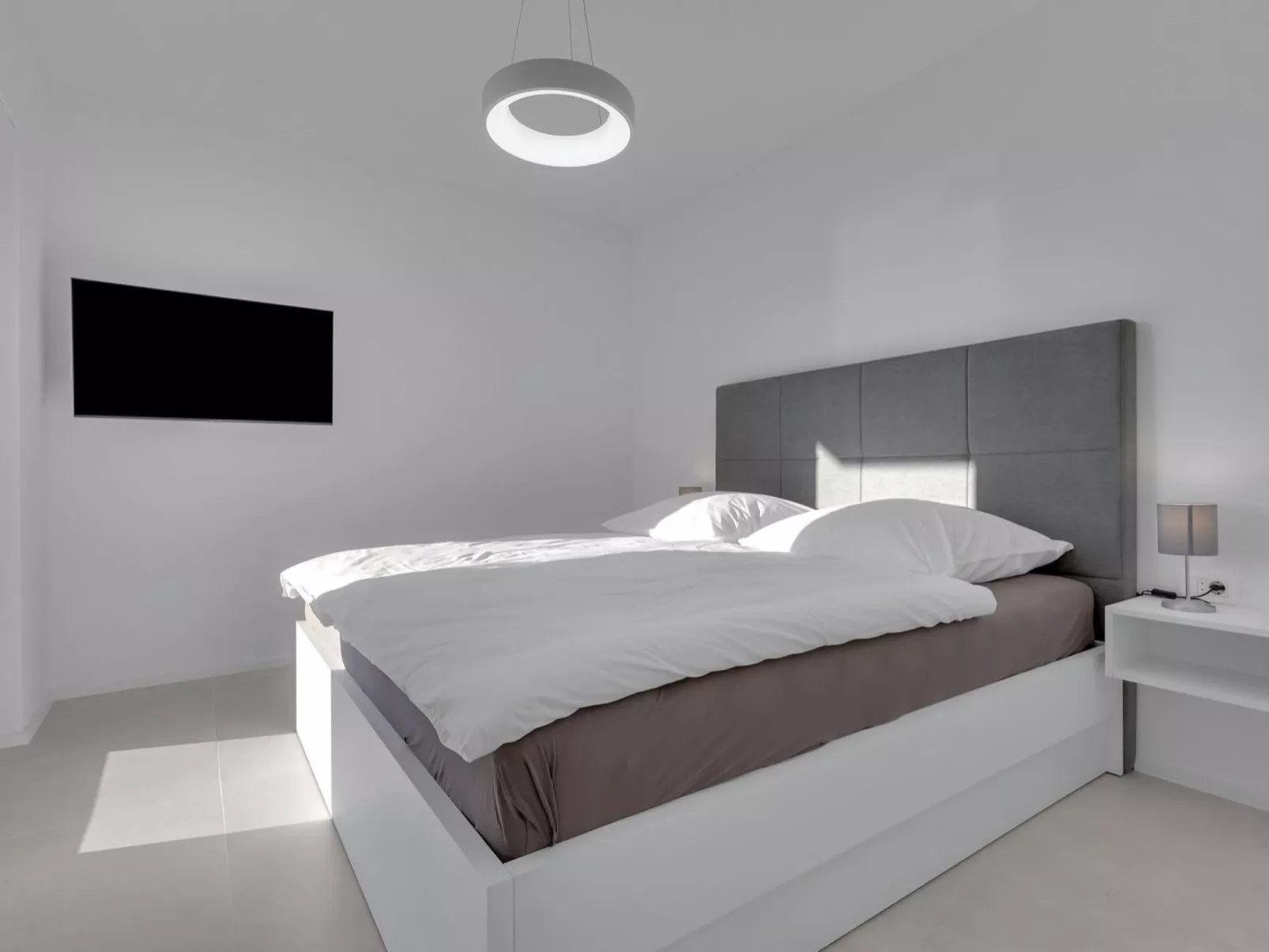 Apartman DeLux with private pool-Binnen