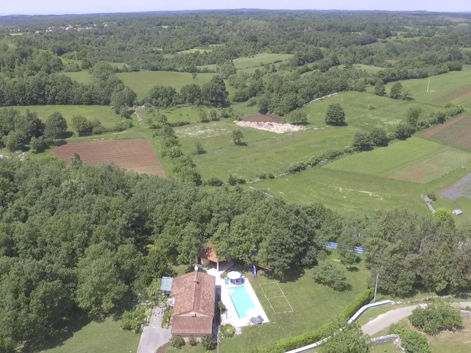Landgut "Fragola" mit Blick auf die Berge-Buiten