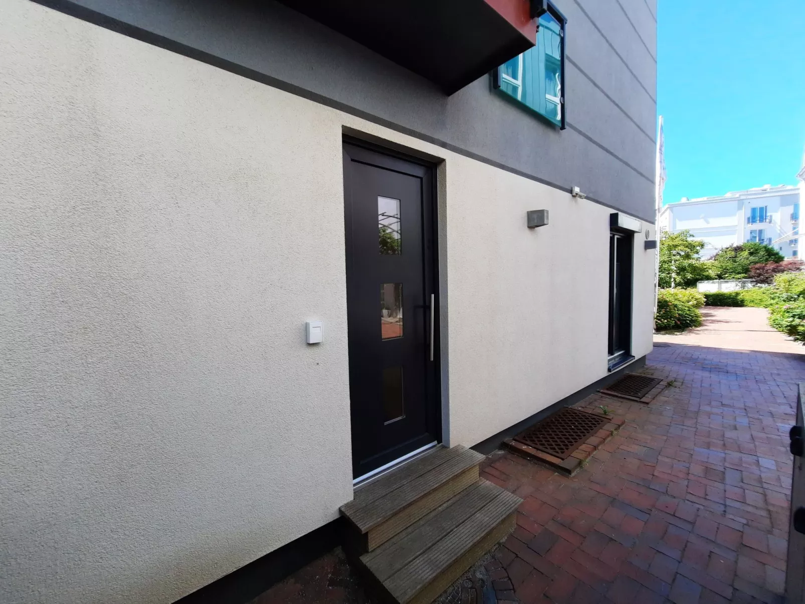 Lachmöwe by DeJu-Buiten