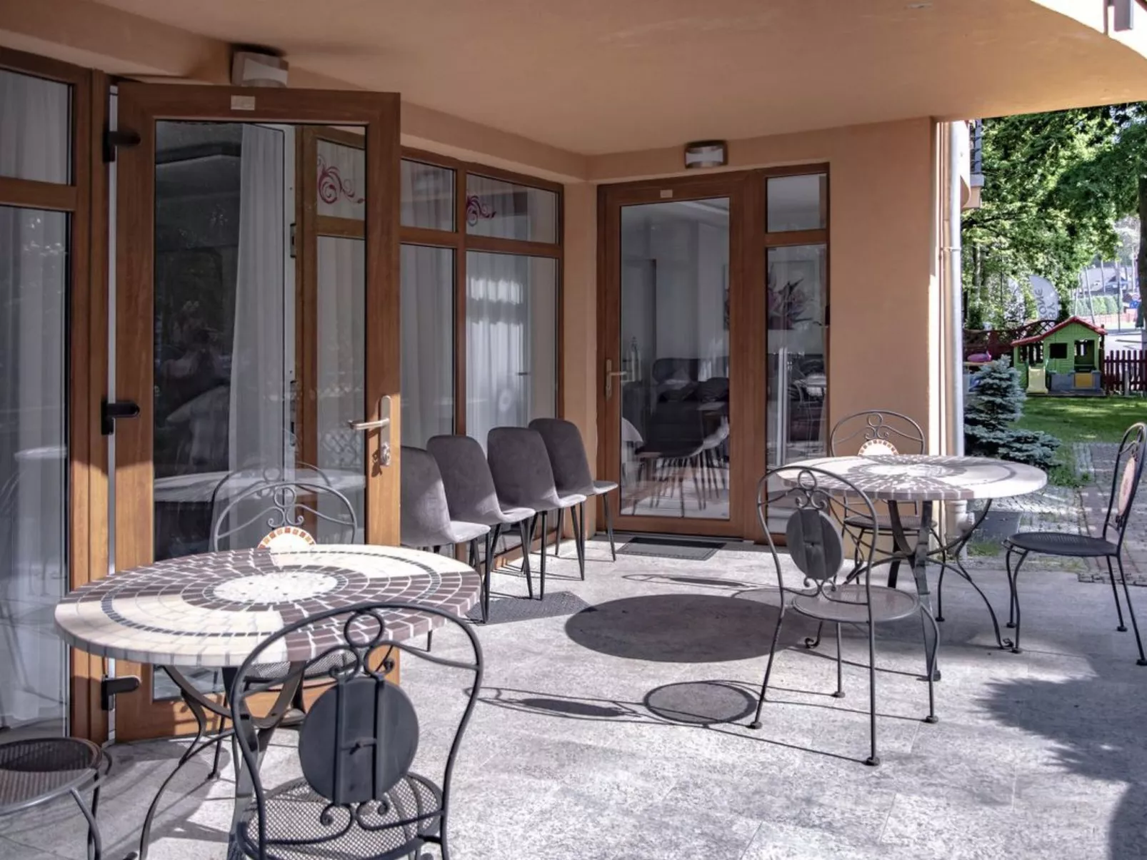 Apartamenty Kornel - Buiten