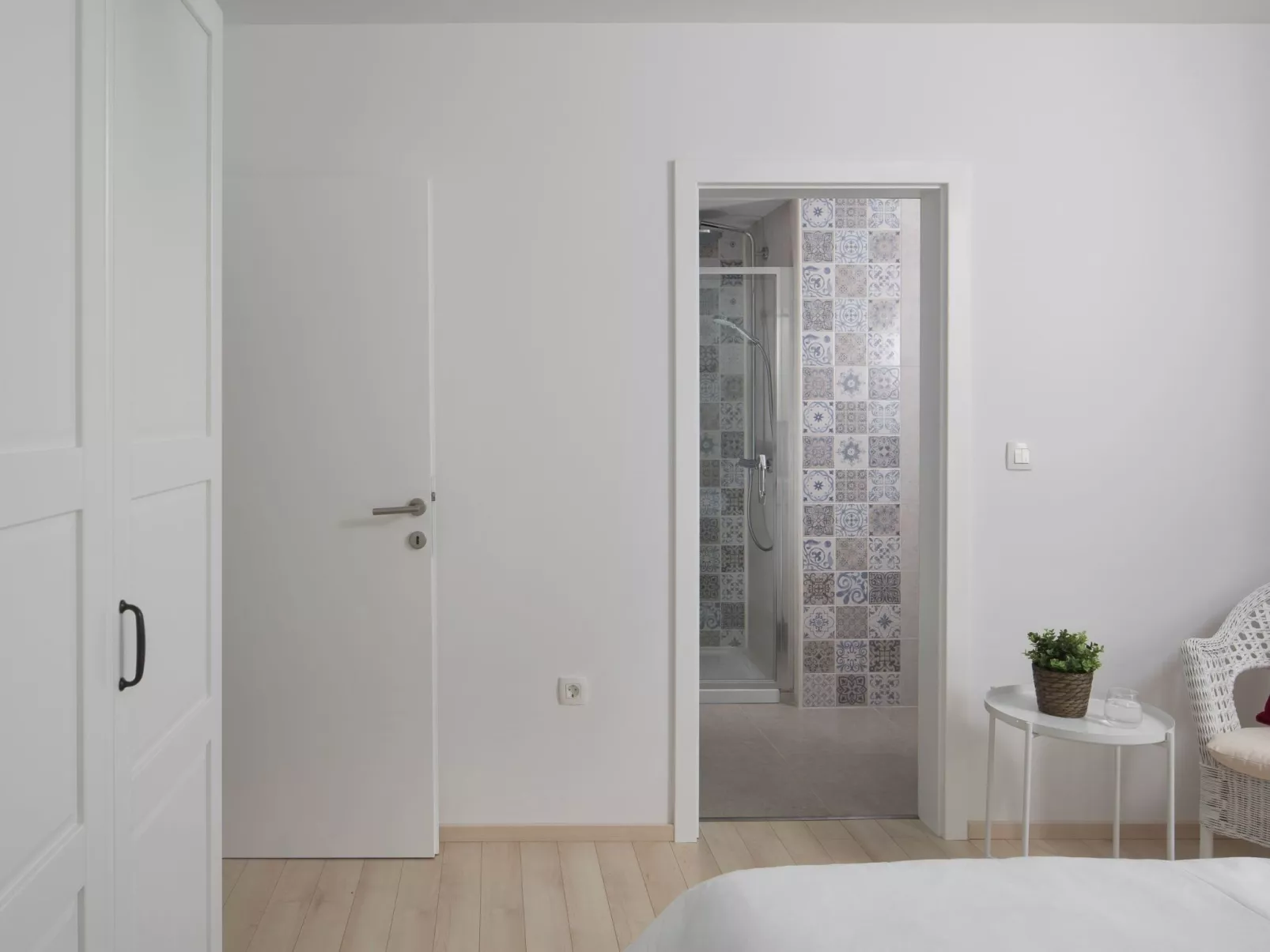 Charmante Villa mit gepflegtem Garten und beheiztem Pool-Image-tags.info