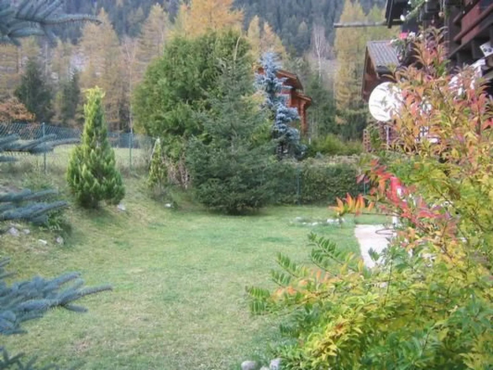 Chalet, Dil Arom, geschlossener Garten-Image-tags.info