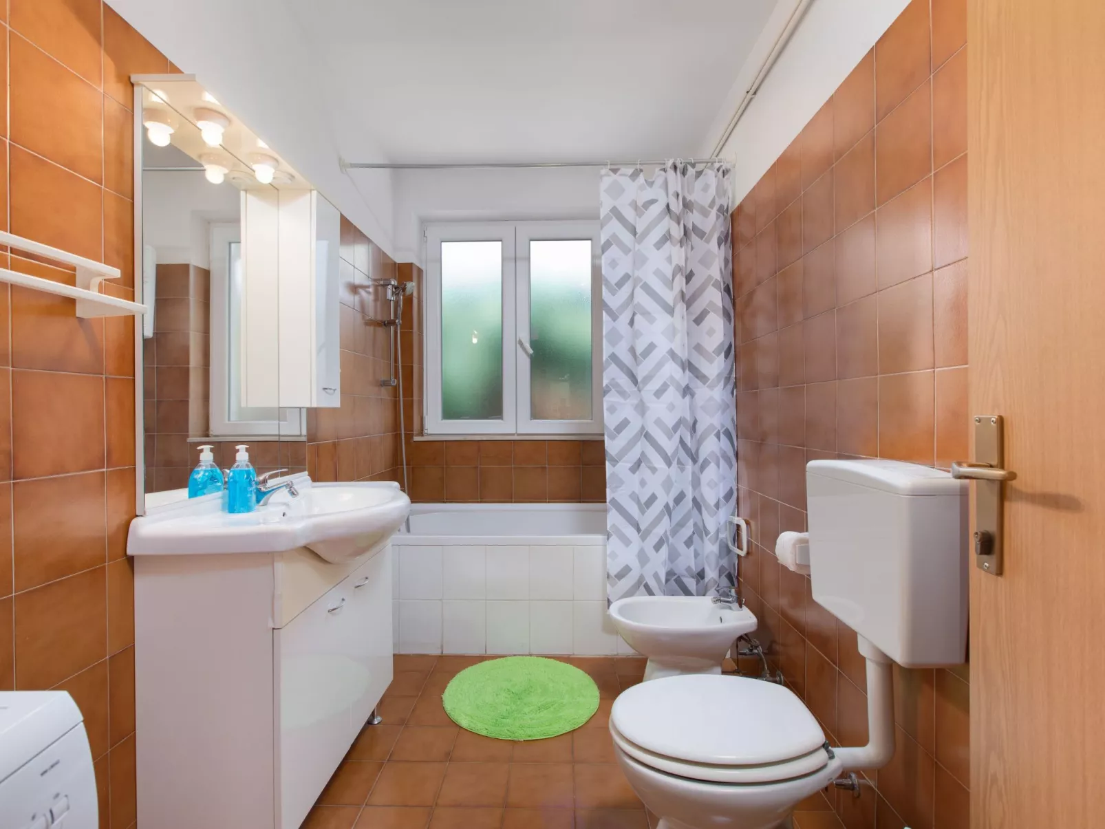 Schöne Wohnung "Apartman Mira 2"-Binnen