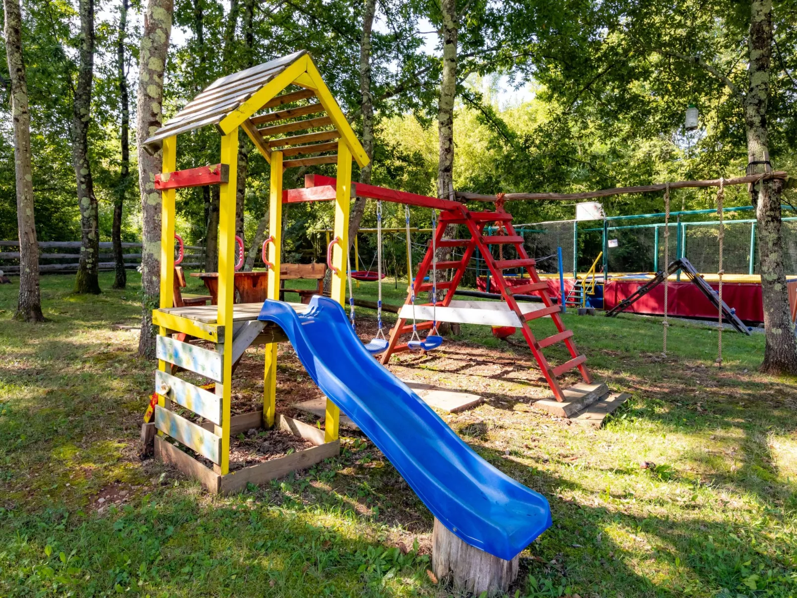 Red House Kraj Drage - Grüne Oase der Ruhe-Image-tags.info