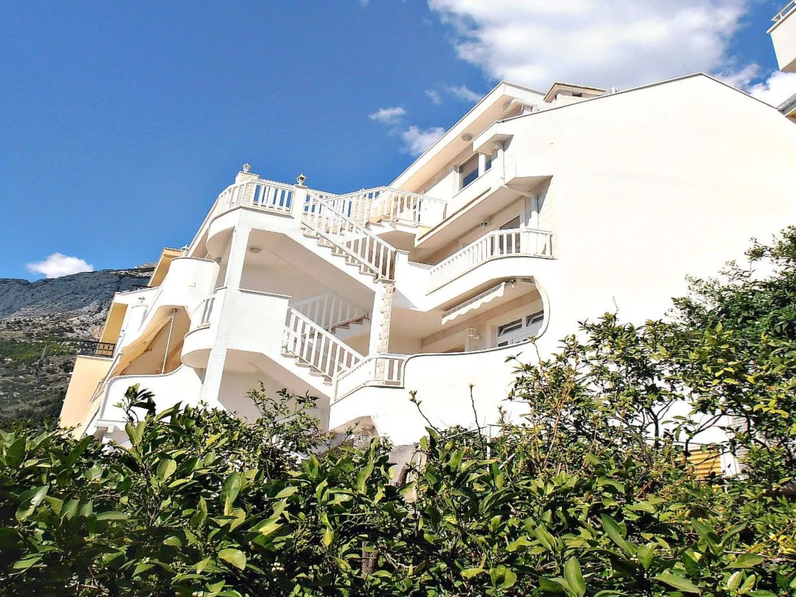 Strandnahe Ferienwohnung mit tollem Ausblick-Buiten