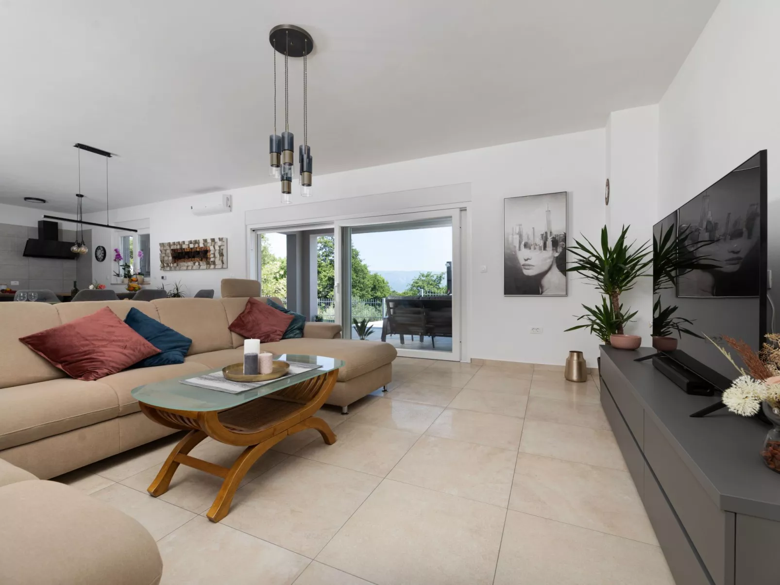 Vila Ema mit Meerblick - Binnen