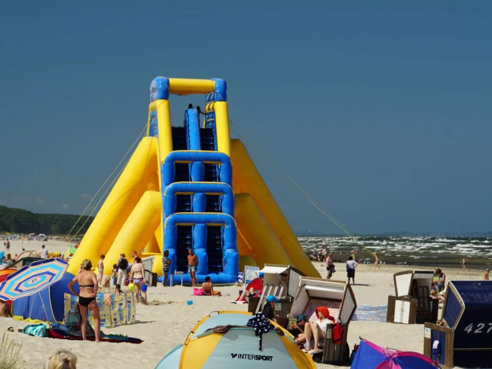 In Peenemünde mit Gepflegtem Garten-Buiten