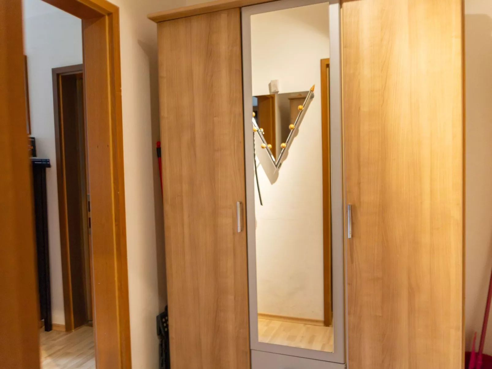 Mit zwei Schlafzimmern und Terrasse-Binnen