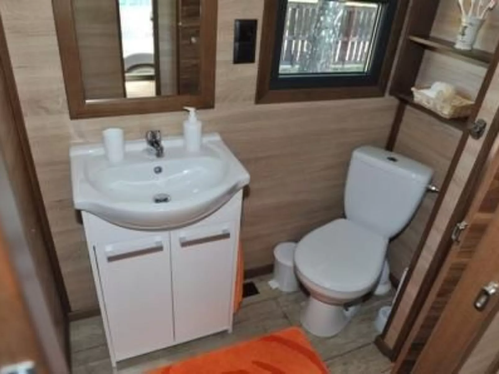 Mobilheim Zweiundvierzig in Lychen-Binnen