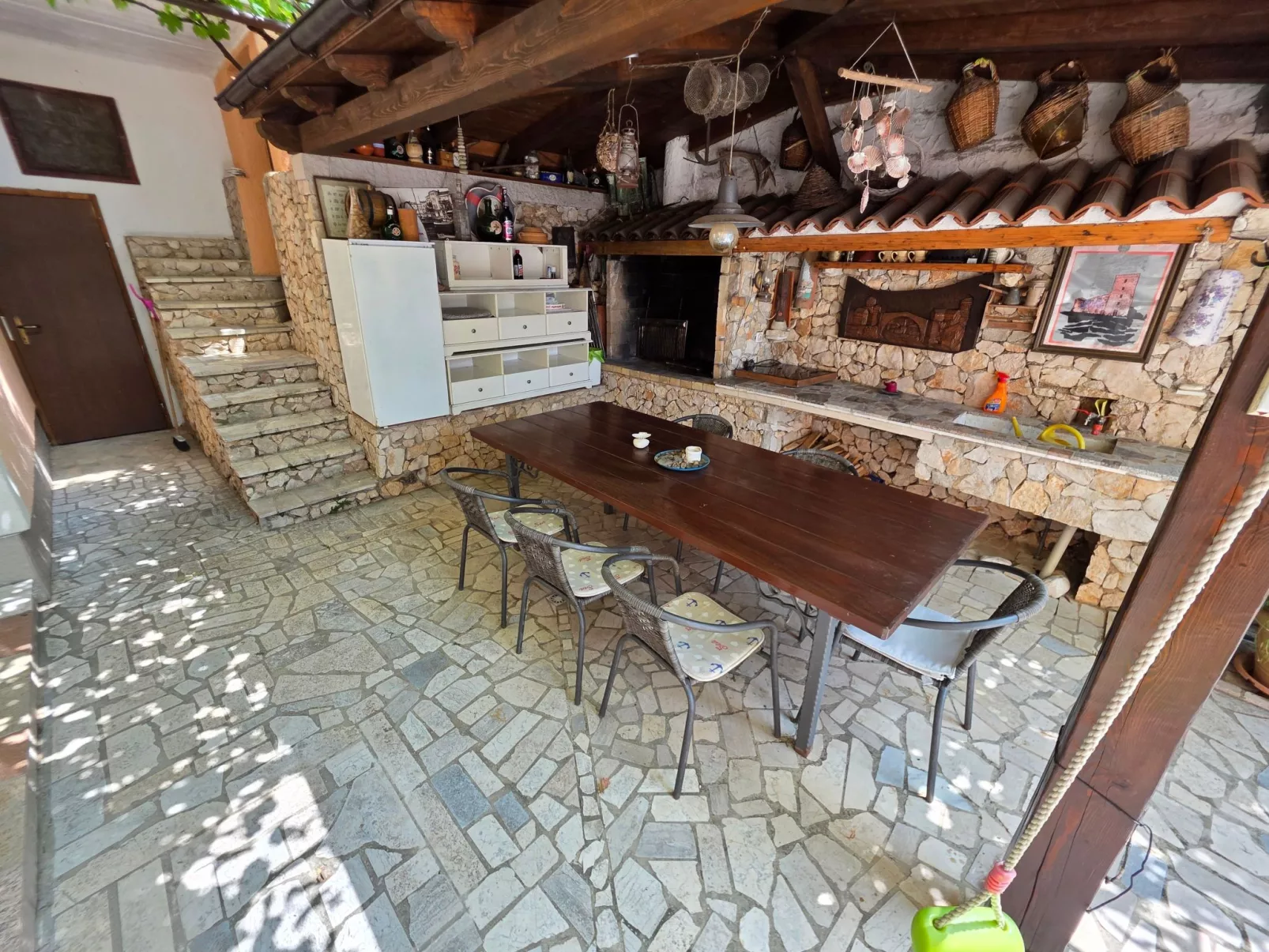 Wohnung mit Terrasse - Gemeinschaftspool-Buiten