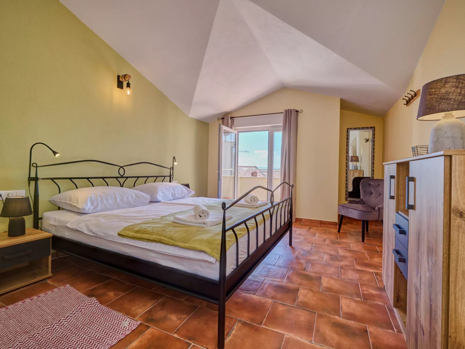 Anovi Holiday Home 1 - Haus mit zwei Schlafzimmern-Binnen