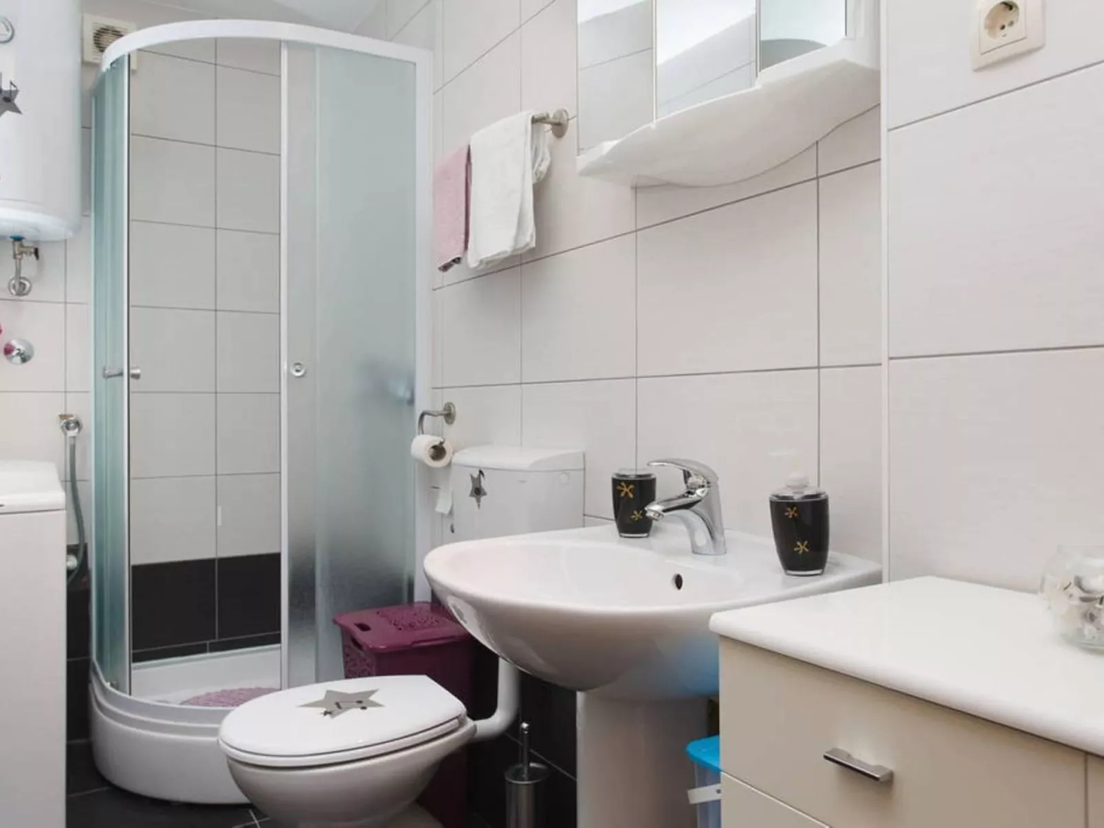 Appartement Stanić - ein Zuhause fern von zu Hause - Binnen