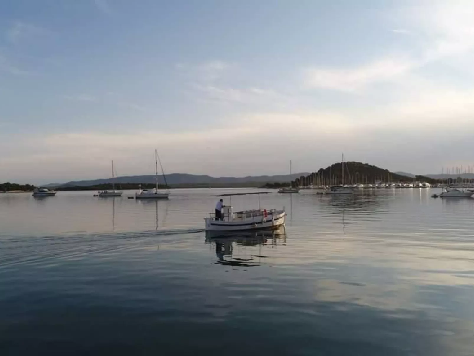 Strandappartement Ana mit Meerblick, Garten, Grillplatz-Buiten
