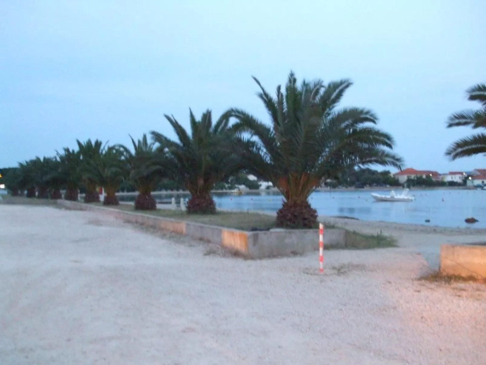 Wohnung mit Balkon-Buiten