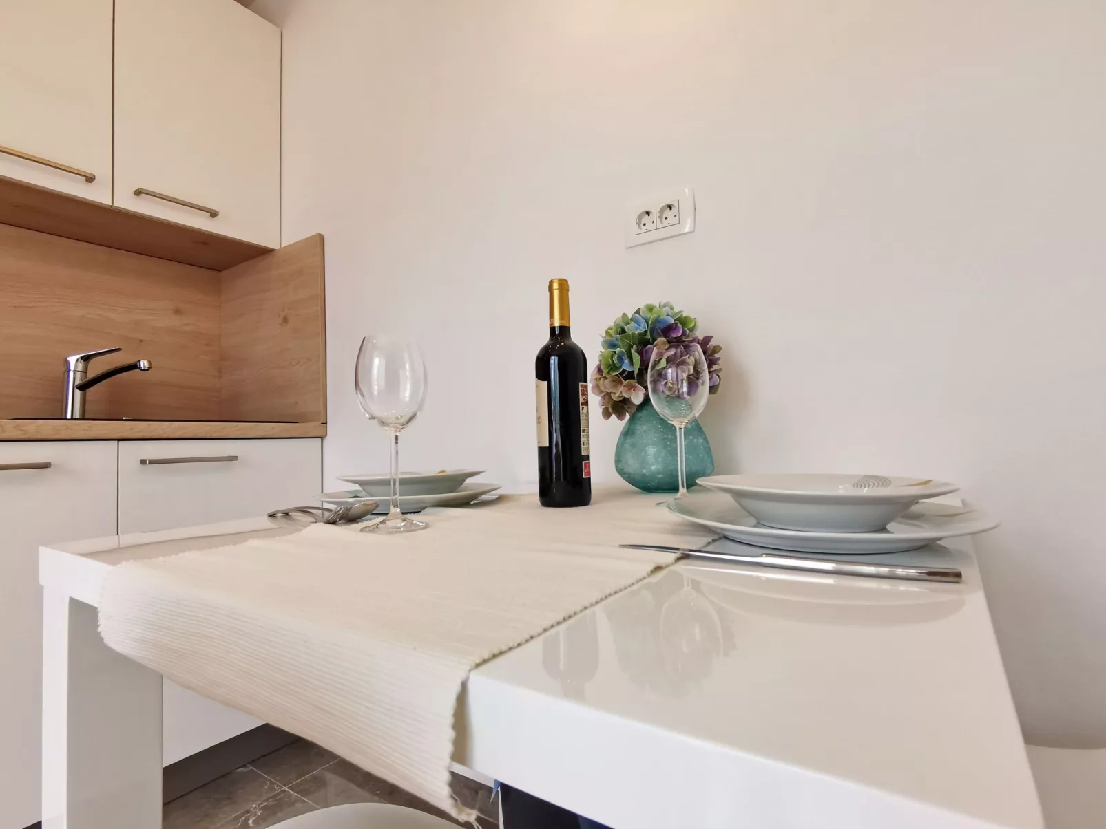 Studio Apartment More-Binnen