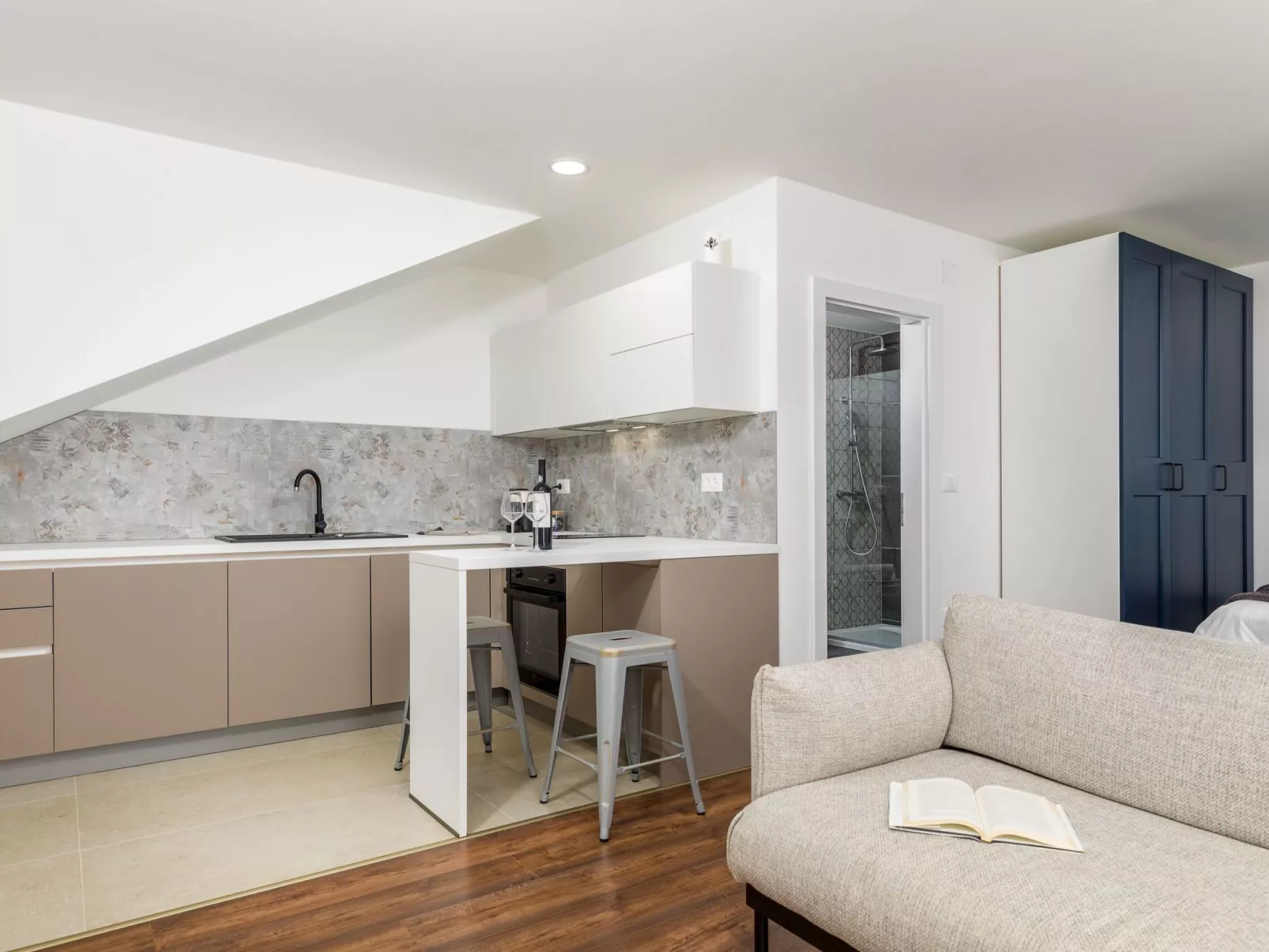 Studio-Wohnung "Vita"-Image-tags.info