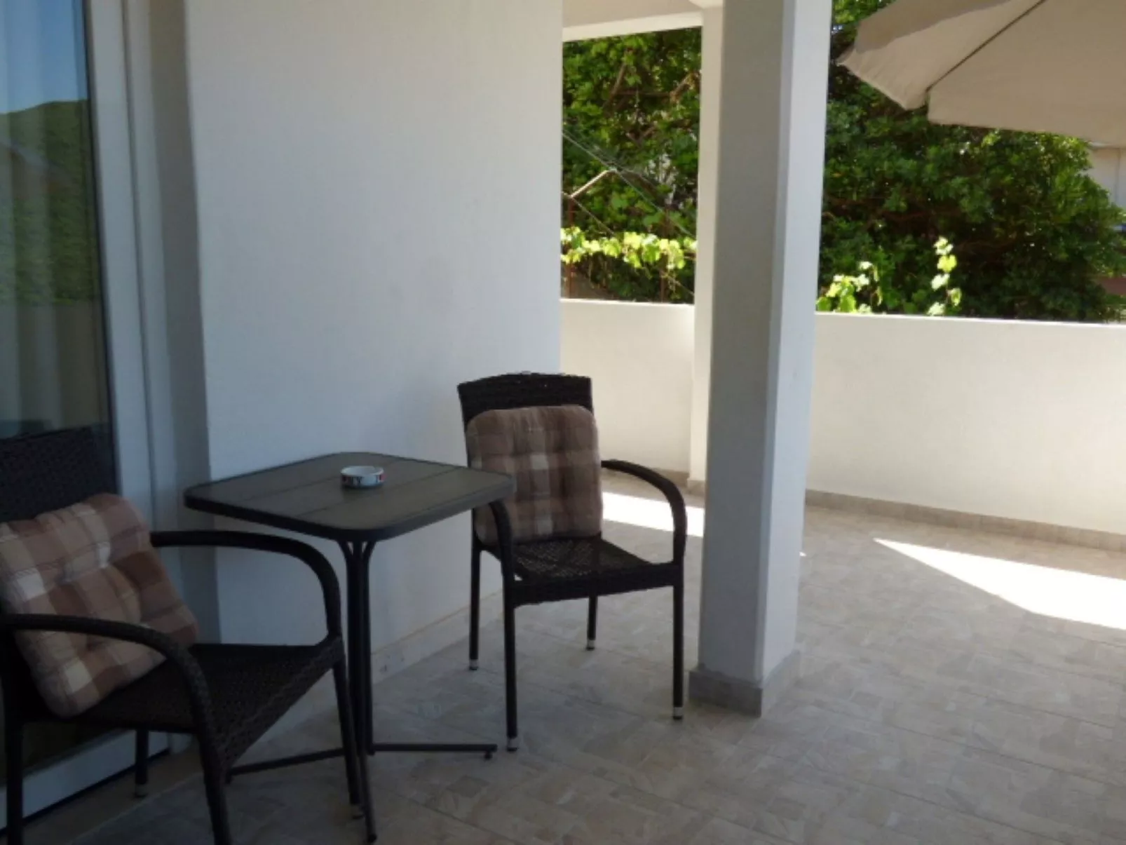 Kleines Apartment in der ersten Etage-Image-tags.info