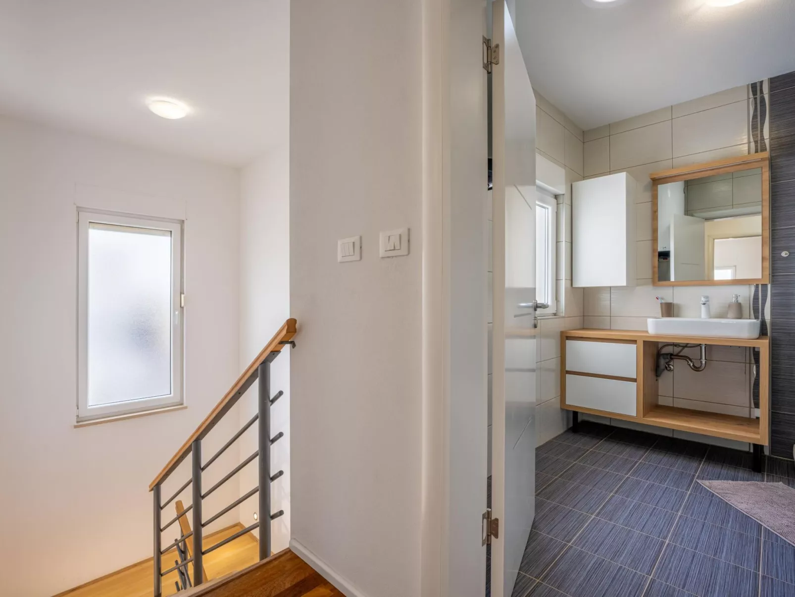 4 Schlafzimmer, 3 Badezimmer, Küche, Wohnzimmer, privater Pool, Grill-Image-tags.info