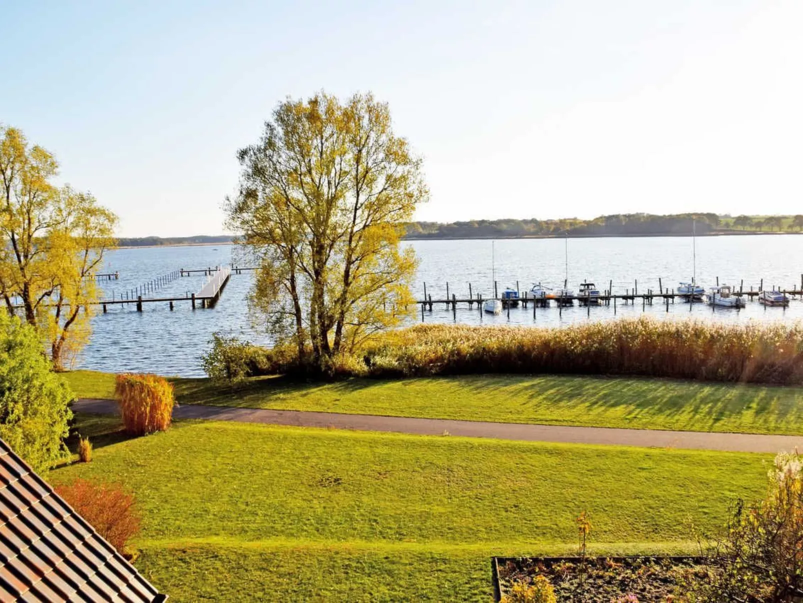 Maisonette-Wohnung direkt am Selliner See-Buiten