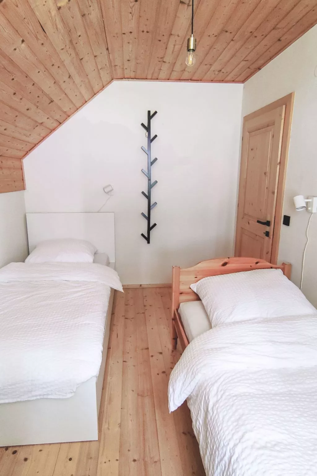 Sonniges Berghaus, ruhige Lage, phantastischer Weitblick-Binnen