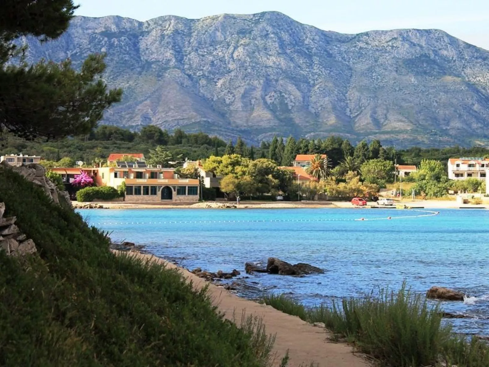 Manora Sucuraj Pool Gästehaus-Buiten