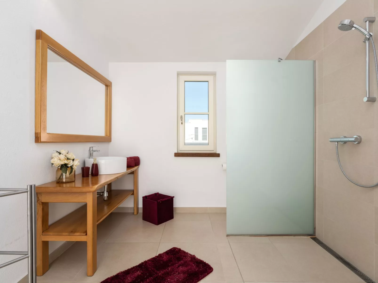 Villa Bincila-Binnen