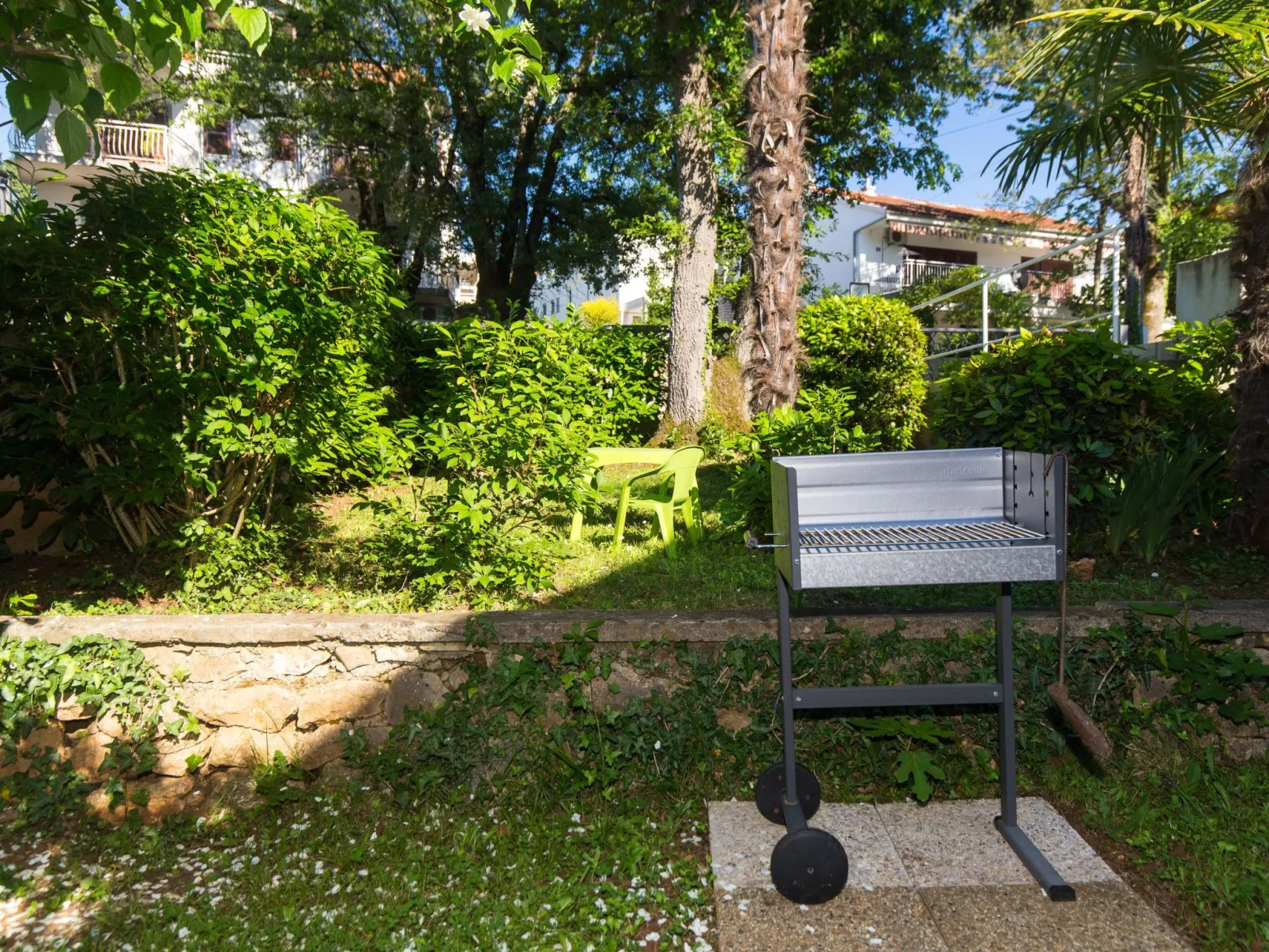 Wohnung "Villa Karmen" direkt am Strand-Buiten