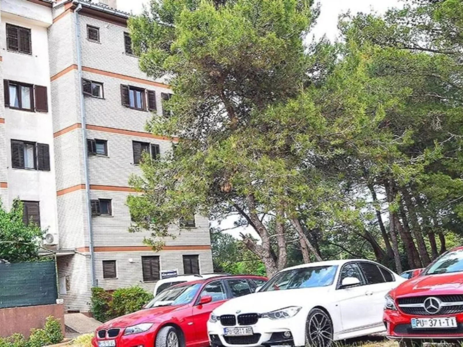 Modern eingerichtete Wohnung in der Nähe des Strandes...-Buiten