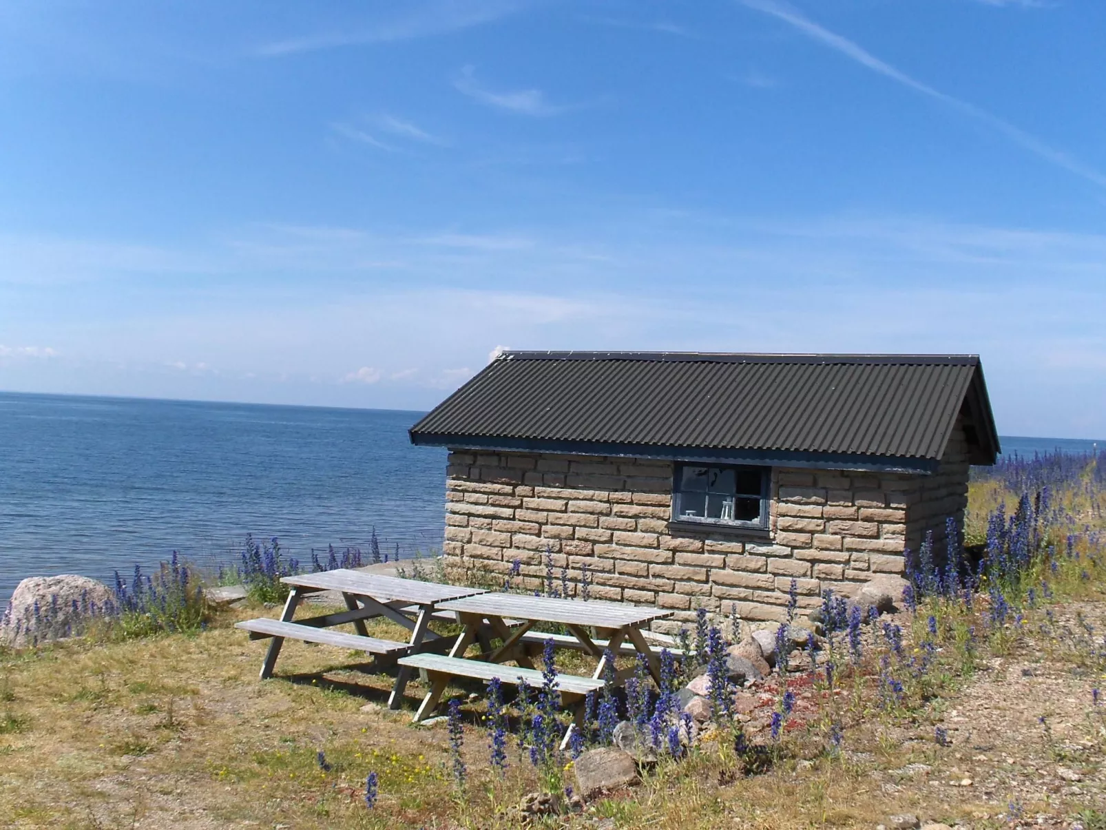 Gemütliches Ferienhaus Sjöstugan am Meer-Buiten