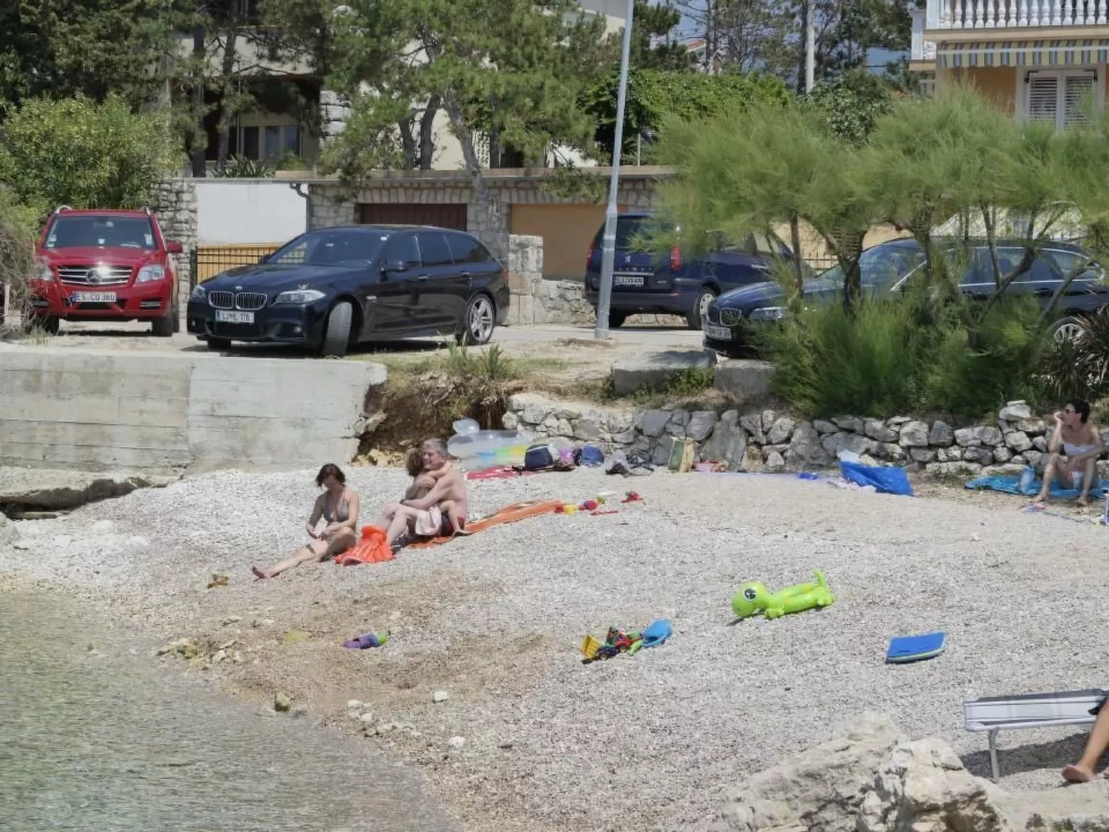 In Šilo mit Gemeinschaftspool-Buiten