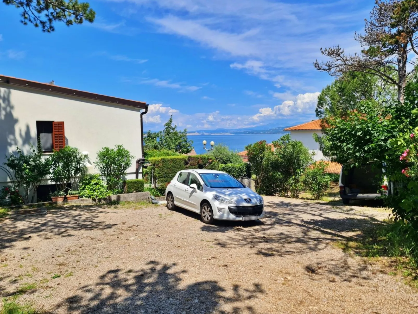 Apartment Beakovic-Buiten