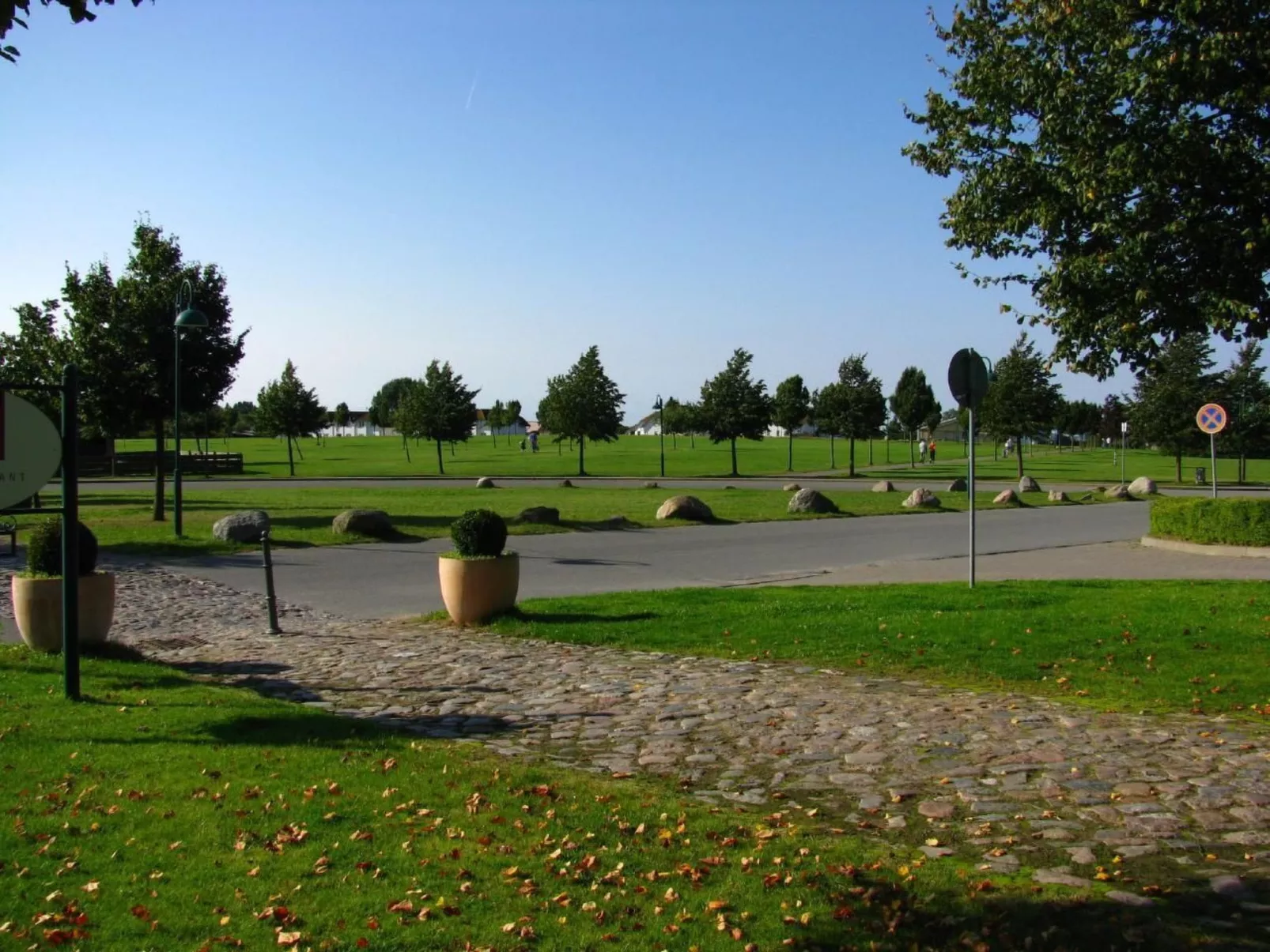 Ferienapartm.-ruegen-Buiten