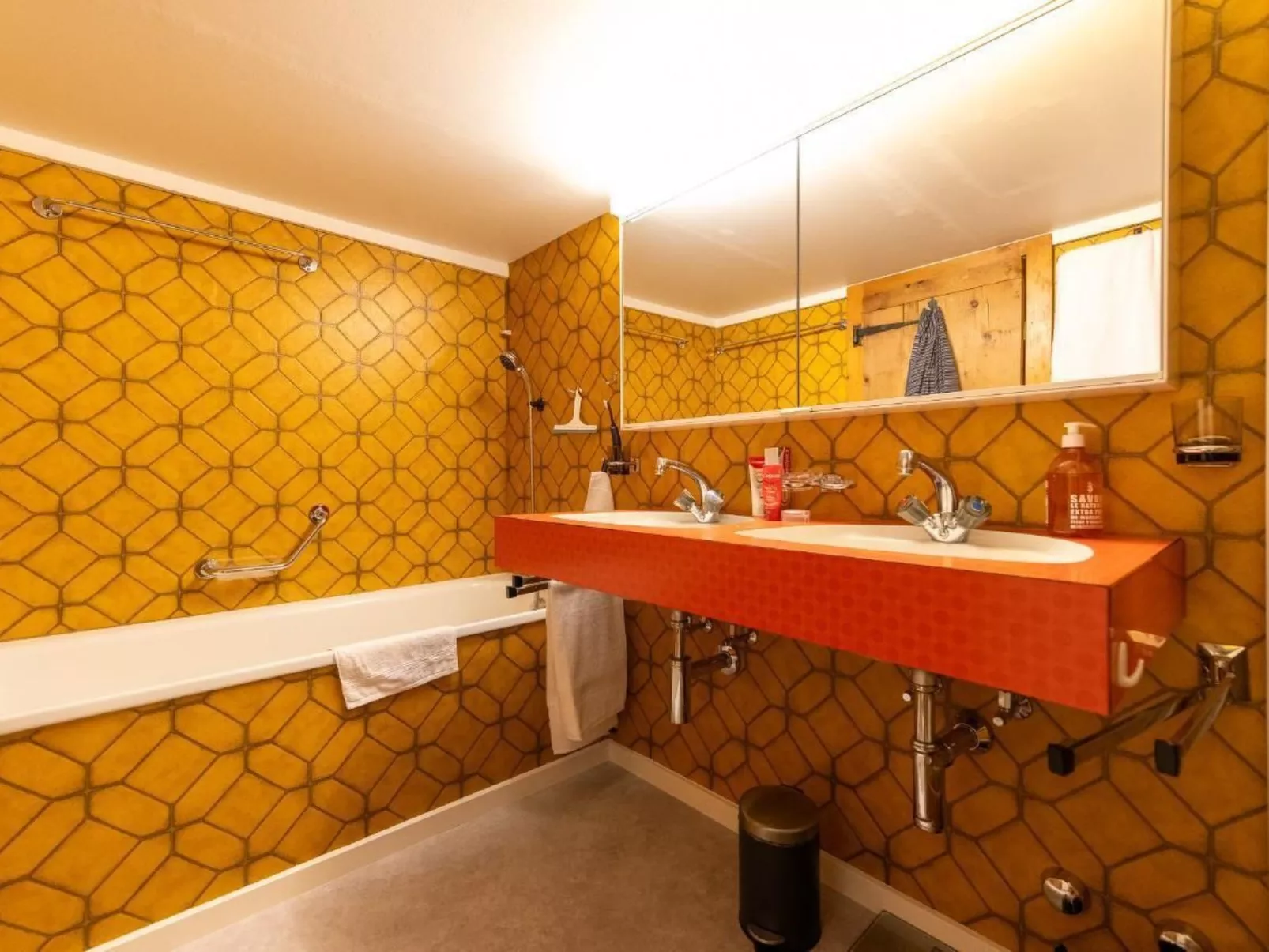 Chesa Sela Historisches Engadinerhaus (1641)-Binnen