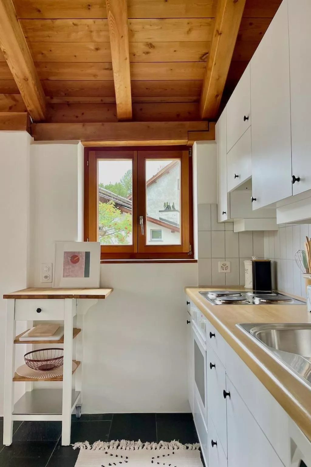 The Green Hut-Image-tags.info