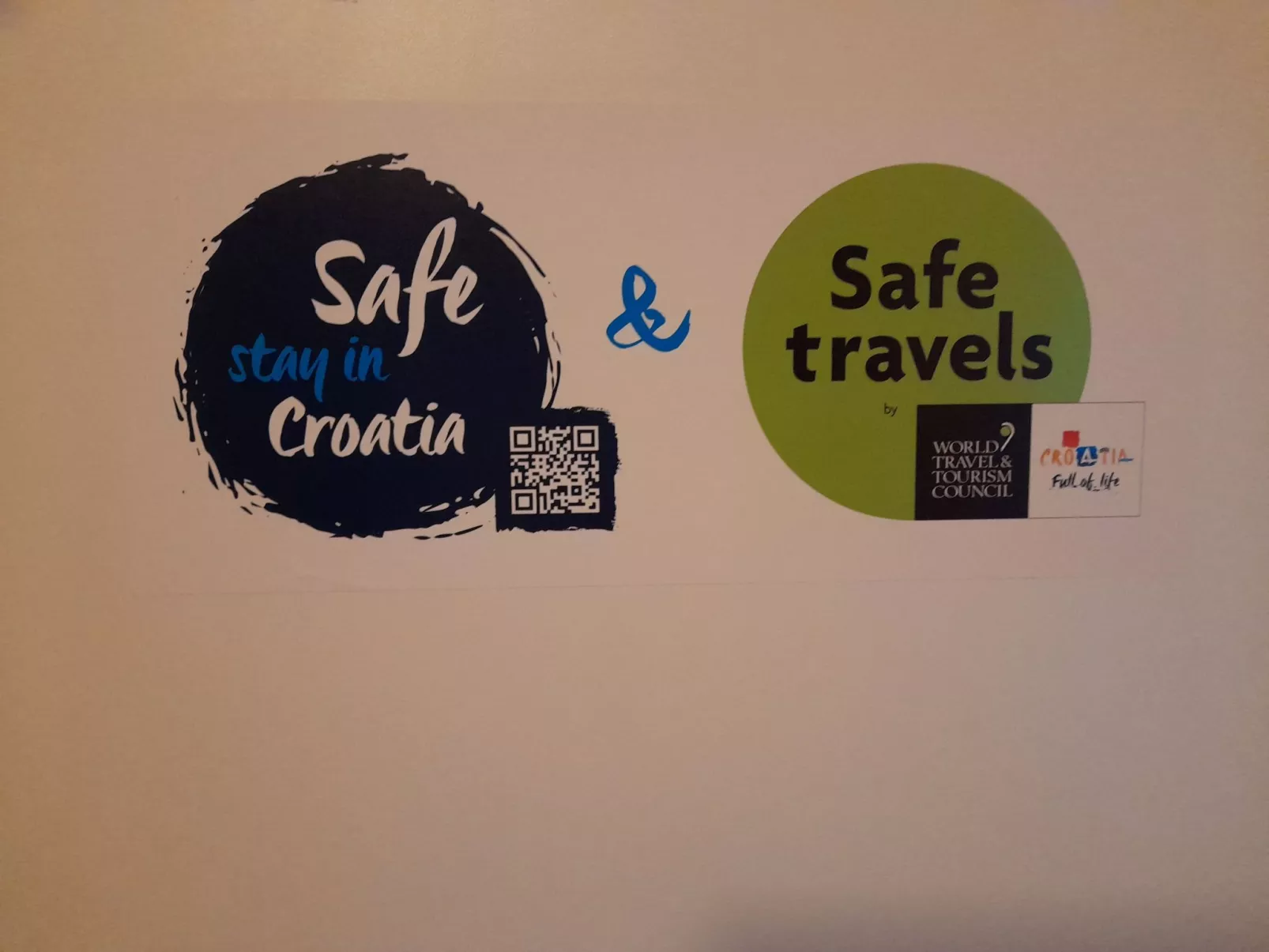 Mit Blick auf das Wasser-Buiten