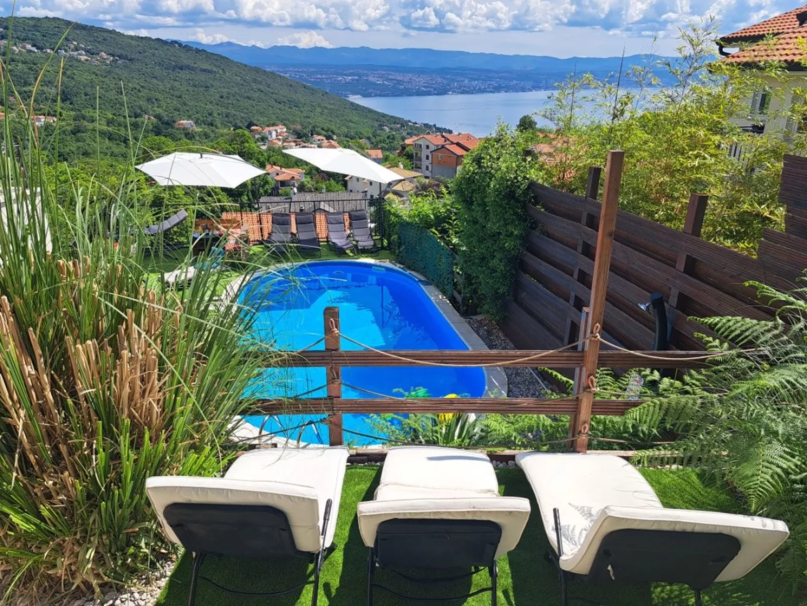 Wunderschöne Luxus-Familienvilla Emily-Image-tags.info