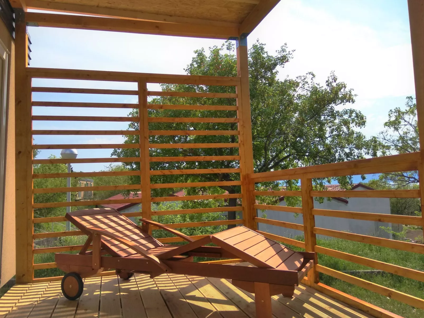 Mobilheim "Queen Campagna" mit gemeinschaftlichem Pool-Buiten