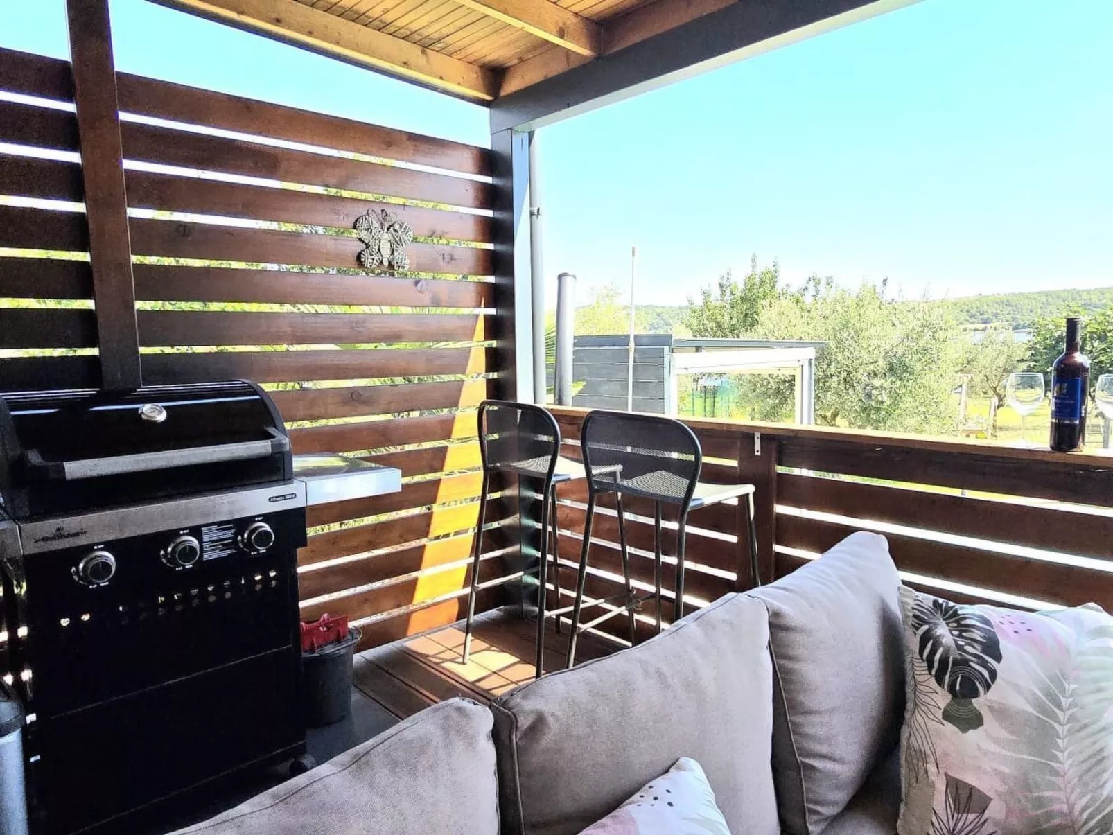 Beach House BET, romantisches Refugium im Olivenhain-Binnen